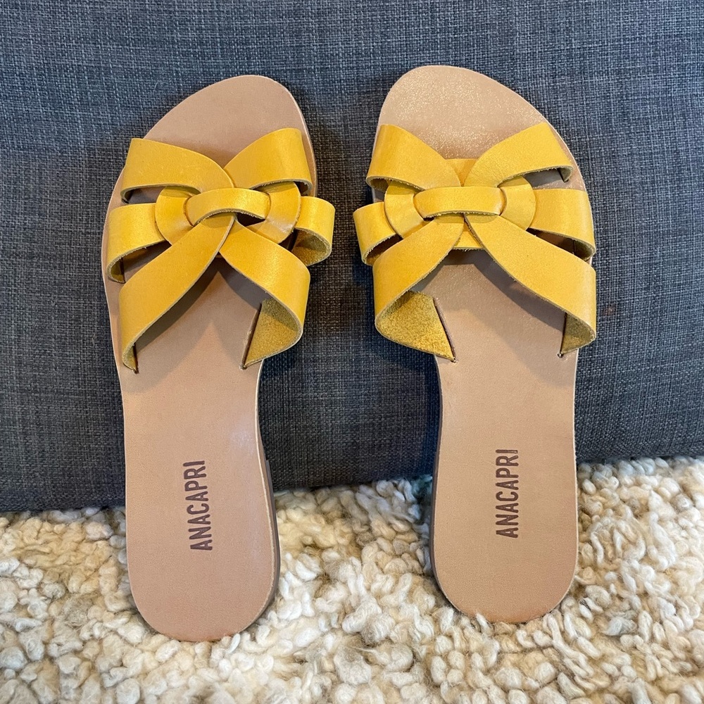 CLOSING SALE! ANACAPRI shoes yellow sandal 6,5